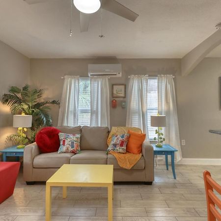 Beachtrail Lodging Apartment Clearwater Beach Bagian luar foto