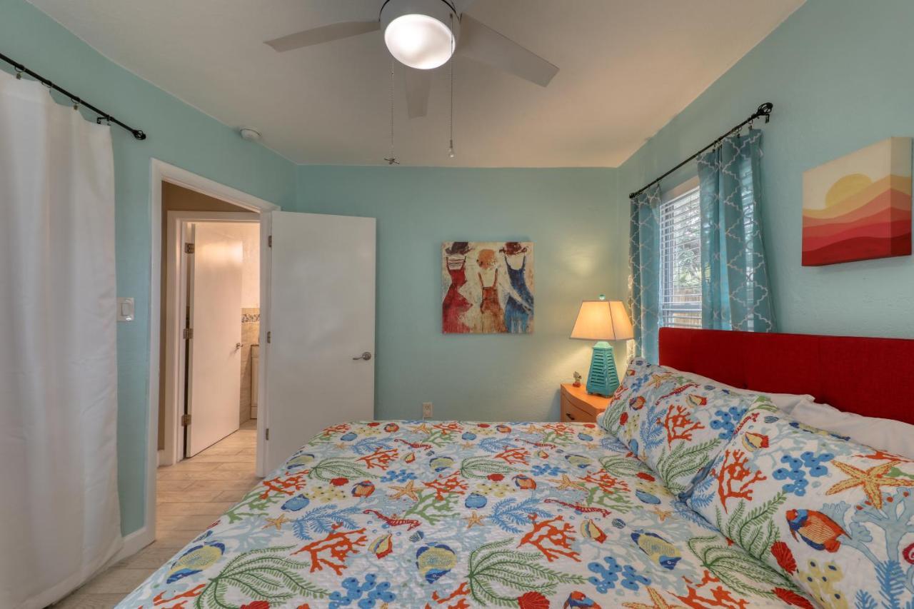 Beachtrail Lodging Apartment Clearwater Beach Bagian luar foto